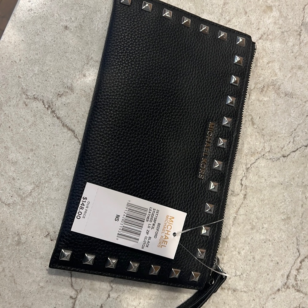 Michael Kors leather Clutch